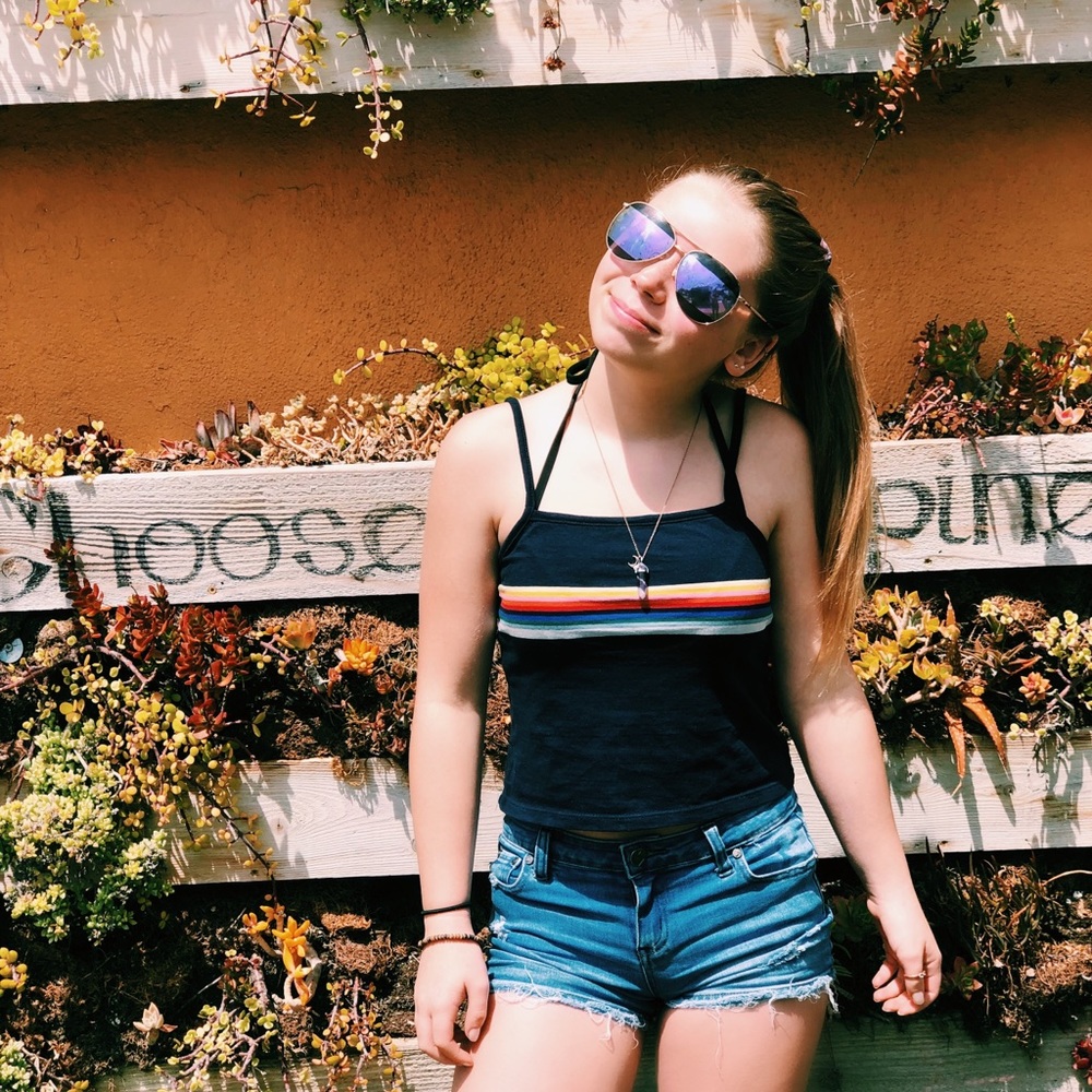 Meet your Posher, Olivia